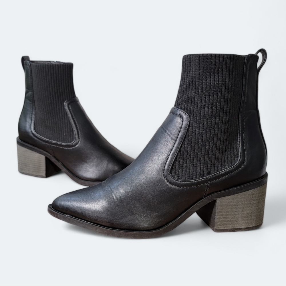 Anne Klein Arielle Black Faux Leather Pointed toe Western Sock Booties Size 10